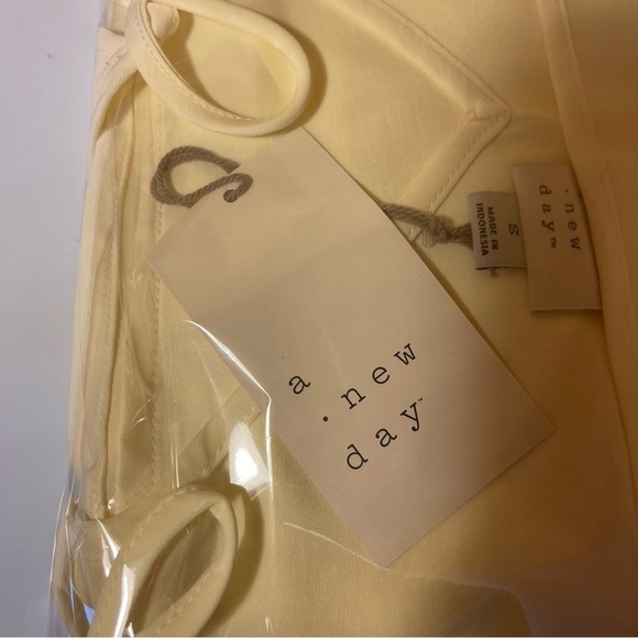 A NEW DAY Midi Slip Dress Light Yellow Adjustable Straps Sleek Travel S - Picture 7 of 8